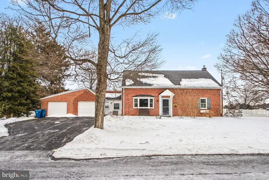 123 Florence Dr, Harrisburg, PA 17112 - #2