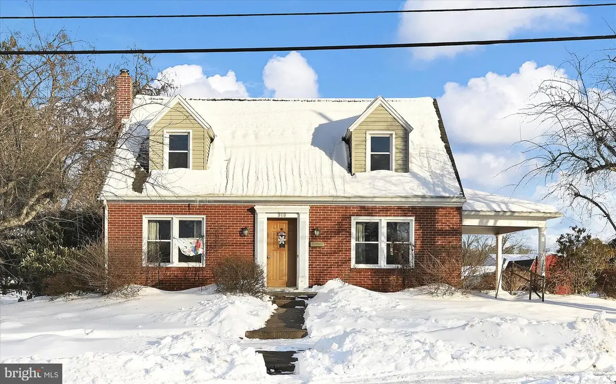 910 Deatrich Ave, Middletown, PA 17057 - Image #1