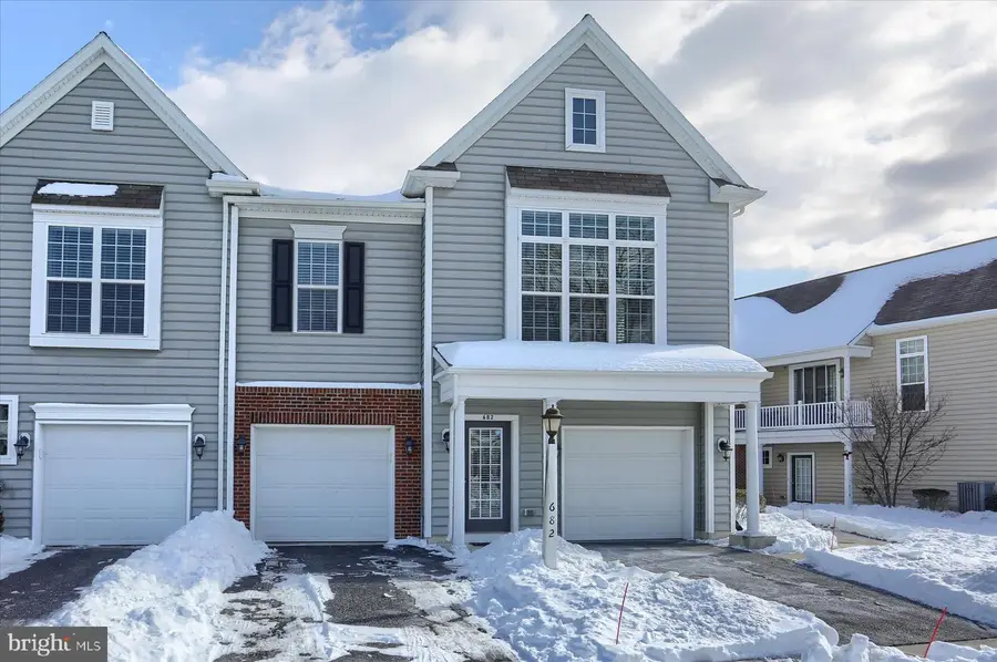 682 Whitetail Dr, Hummelstown, PA 17036 - Image #3