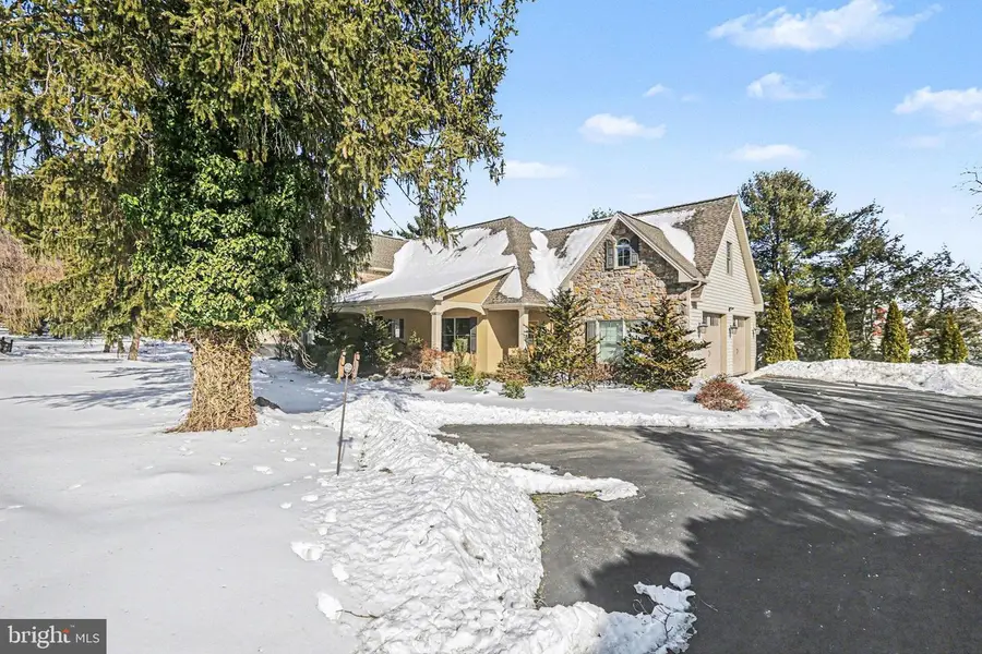 4417 Fargreen Rd, Harrisburg, PA 17110 - #3