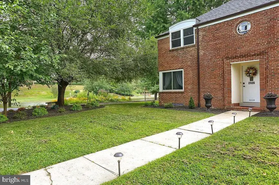 2926 Parkside Ln, Harrisburg, PA 17110 - Image #2
