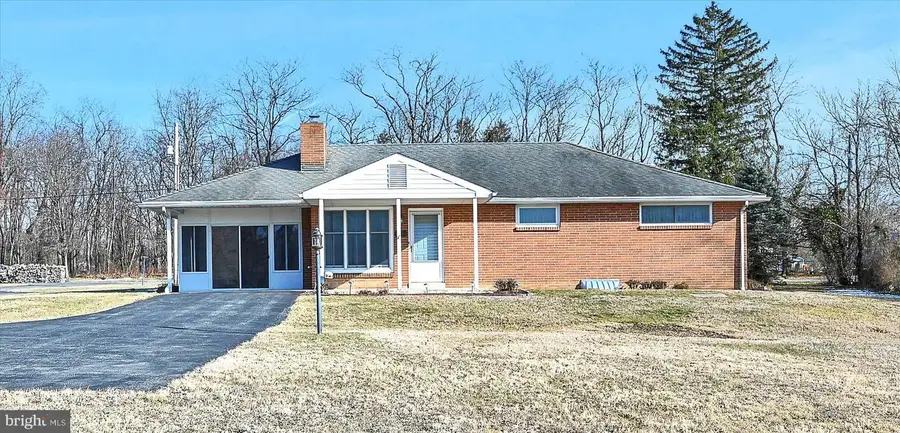 2395 Patton Rd, Harrisburg, PA 17112 - Image #2