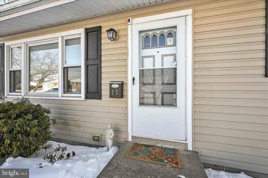 16 Berkley Dr, Middletown, PA 17057 - Image #3