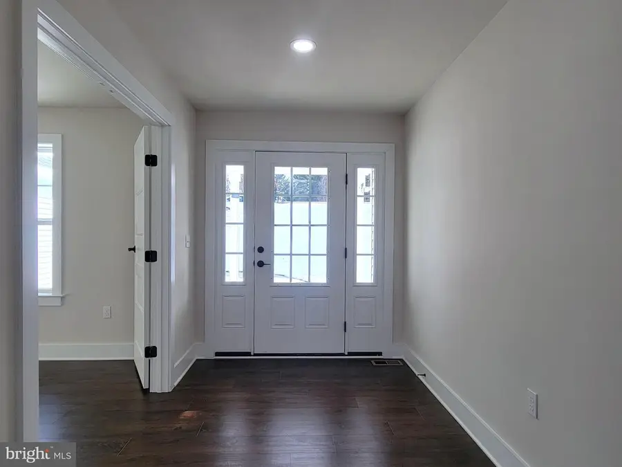 4092 Ridgeview Rd, Harrisburg, PA 17112 - #3