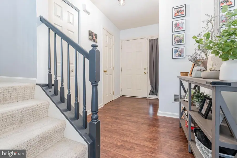 461 Waverly Woods Dr, Harrisburg, PA 17110 - #3