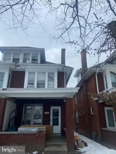 2012 Chestnut St, HARRISBURG, PA 17104
