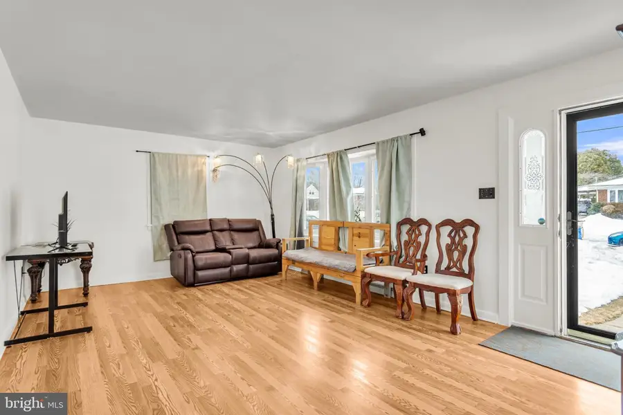 6704 Lehigh Ave, Harrisburg, PA 17111 - #3