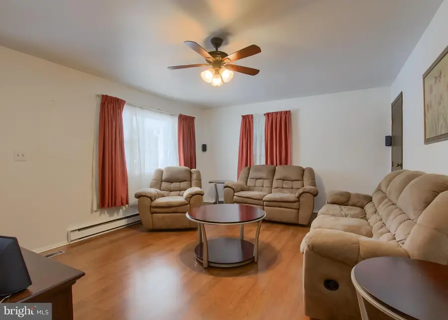 1075 Princess Dr, Harrisburg, PA 17113 - #3