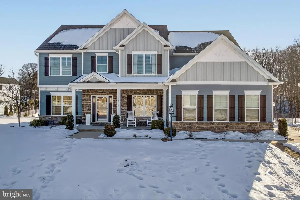 5043 Royal Ave, Harrisburg, PA 17112 - #1