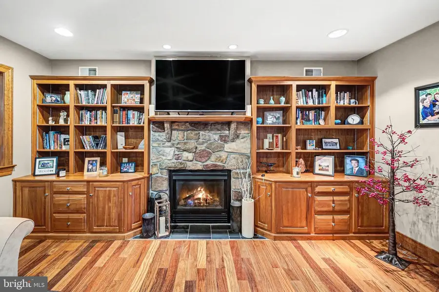 251 Maple Ave, Hershey, PA 17033 - #3