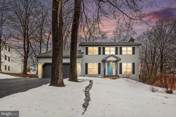 1147 Jill Dr, HUMMELSTOWN, PA 17036