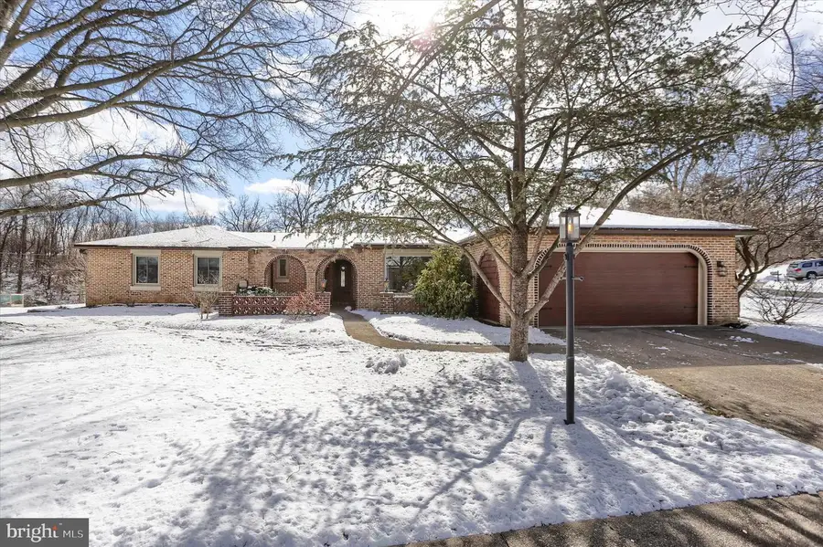 4265 Beaufort Hunt Dr, Harrisburg, PA 17110 - #2