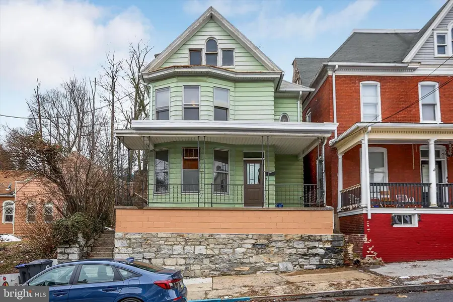 221 Pine St, Steelton, PA 17113 - #2