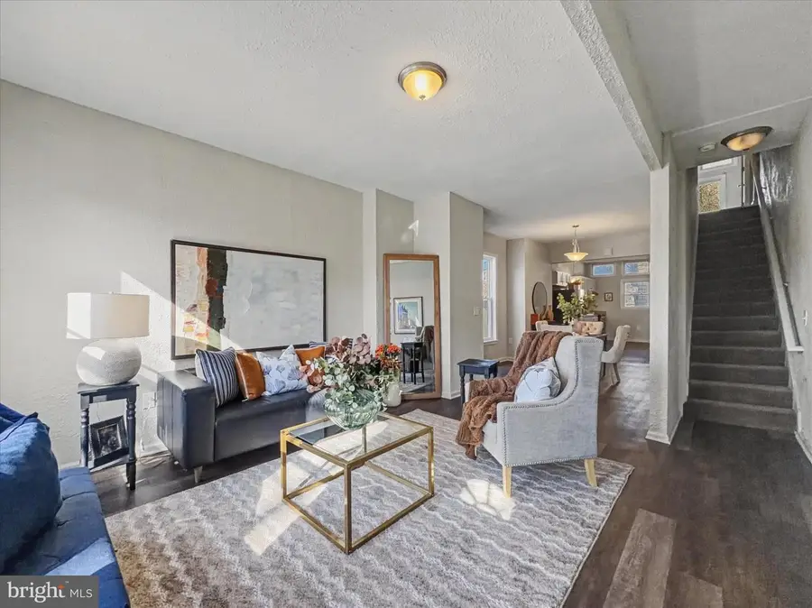 542 Seneca St, Harrisburg, PA 17110 - #3