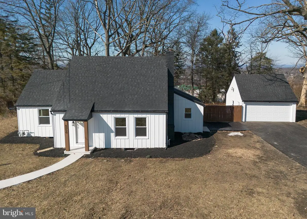 8050 Chambers Hill Rd, Harrisburg, PA 17111 - #1