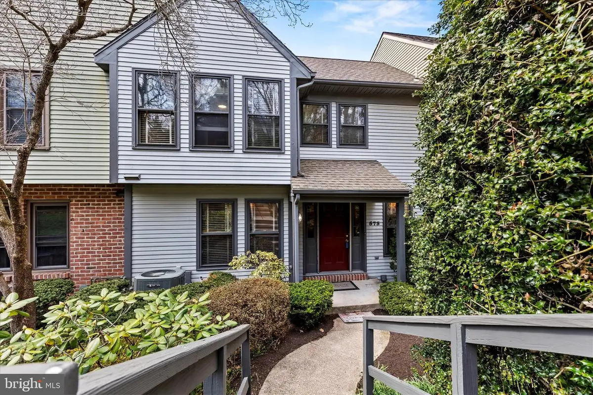 573 Lovell Ct, Hummelstown, PA 17036 - #1