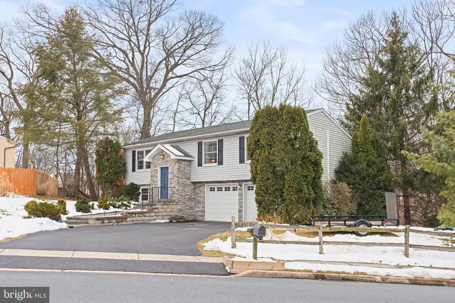 122 Wayne Dr, Harrisburg, PA 17112 - #3