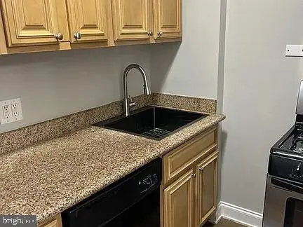 1525 N Front St #313, Harrisburg, PA 17102 - #3