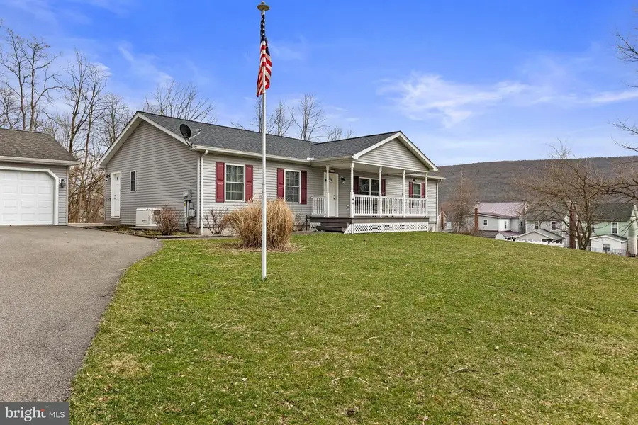 104 N Grant St, Williamstown, PA 17098 - #3