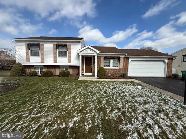 4856 Springtop Dr, HARRISBURG, PA 17111