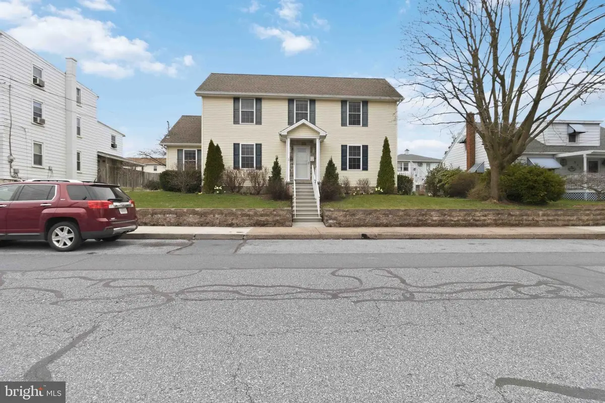 552 N Spring St, Middletown, PA 17057 - #1