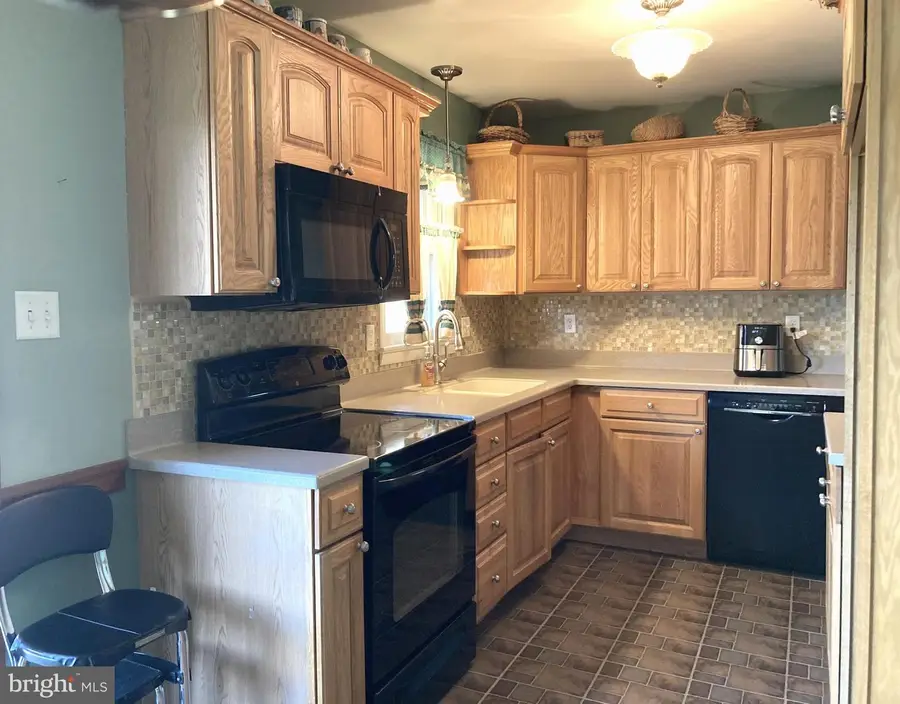 31 Mcelwee Rd, Dauphin, PA 17018 - #3