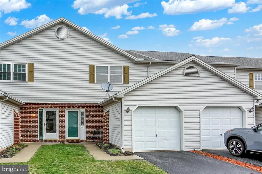 7236 Clearfield St, Harrisburg, PA 17111 - #2