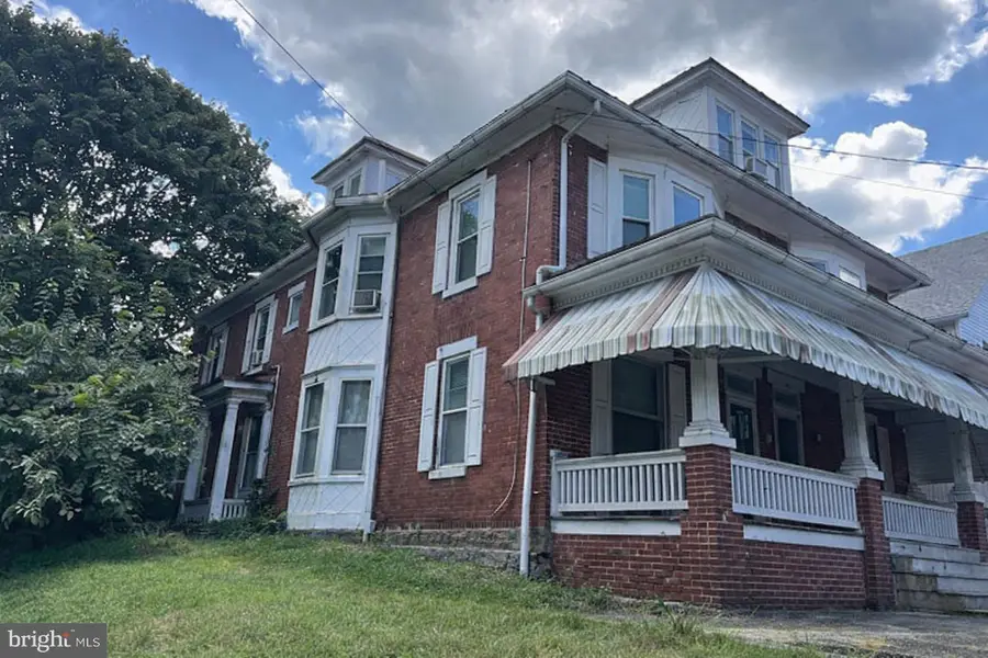 198 Pine St, Millersburg, PA 17061 - #3