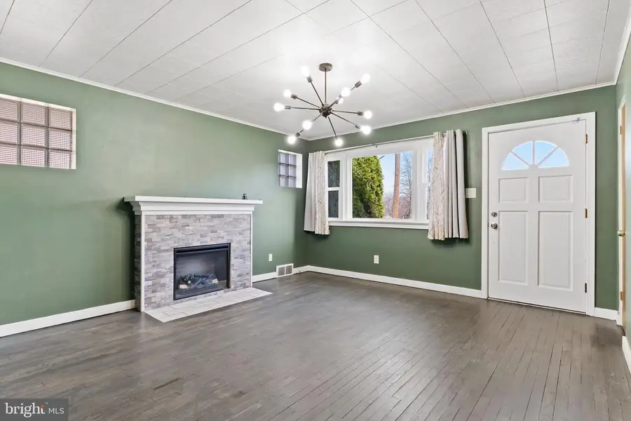 5002 Colorado Ave, Harrisburg, PA 17109 - #2