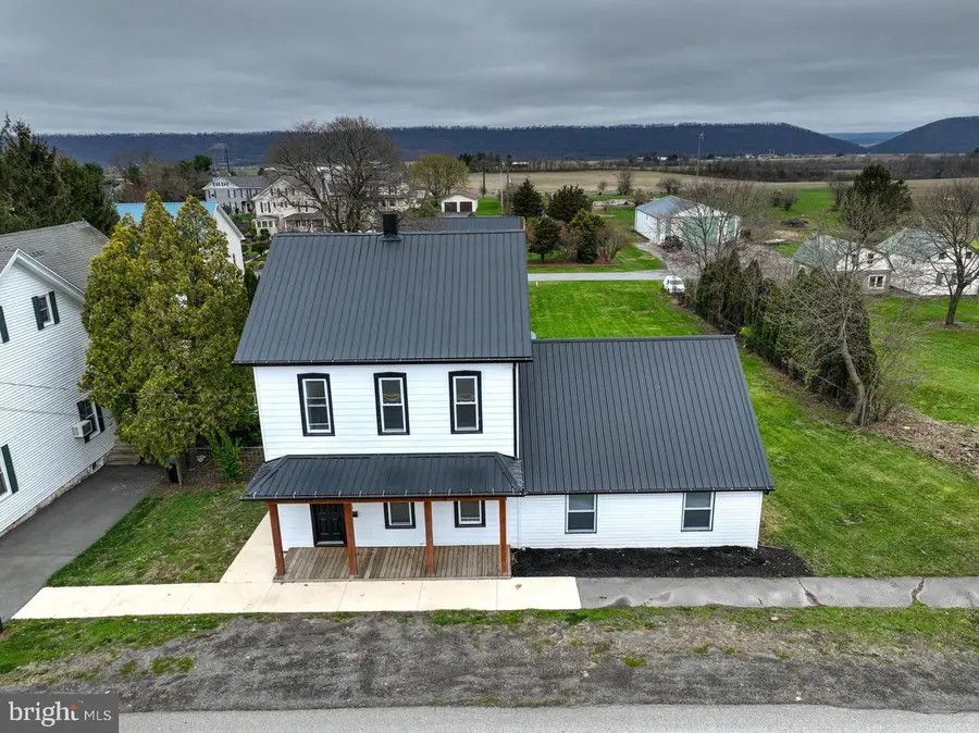 215 E Market St, Gratz, PA 17030 - #3