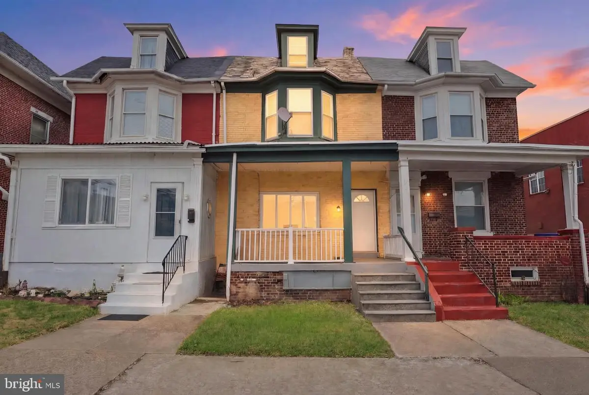 321 S 18th St, Harrisburg, PA 17104 - #1