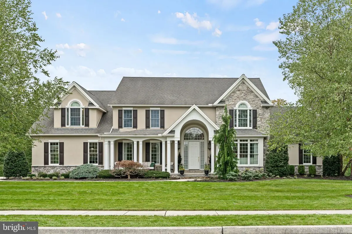 2309 Forest Ln, Harrisburg, PA 17112 - #1