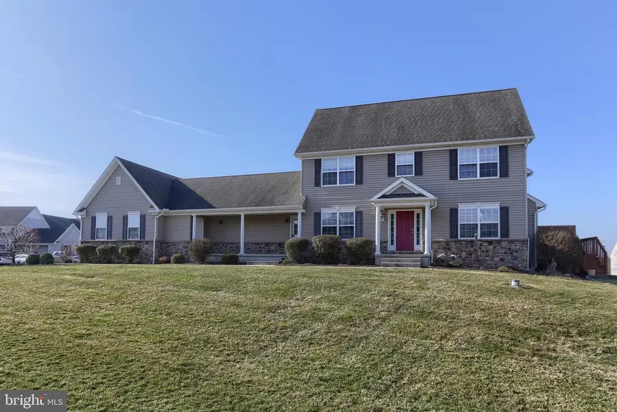 1920 Preserve Ln, Palmyra, PA 17078 - #2