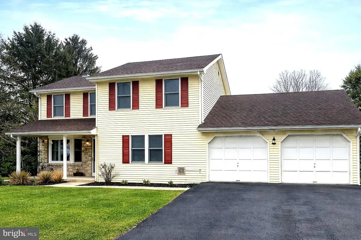 4109 Lisa Dr, Harrisburg, PA 17112 - #1