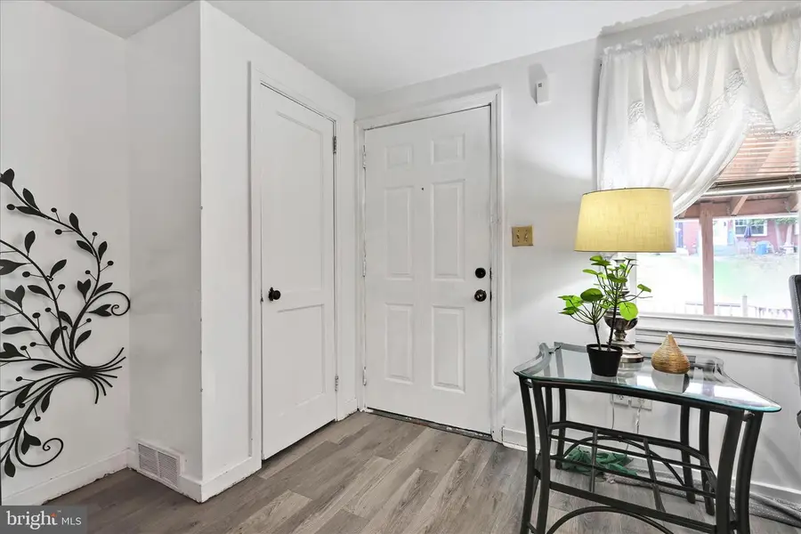 2436 Berryhill St, Harrisburg, PA 17104 - #3