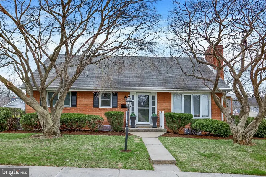 464 Cedar Ave, Hershey, PA 17033 - #3