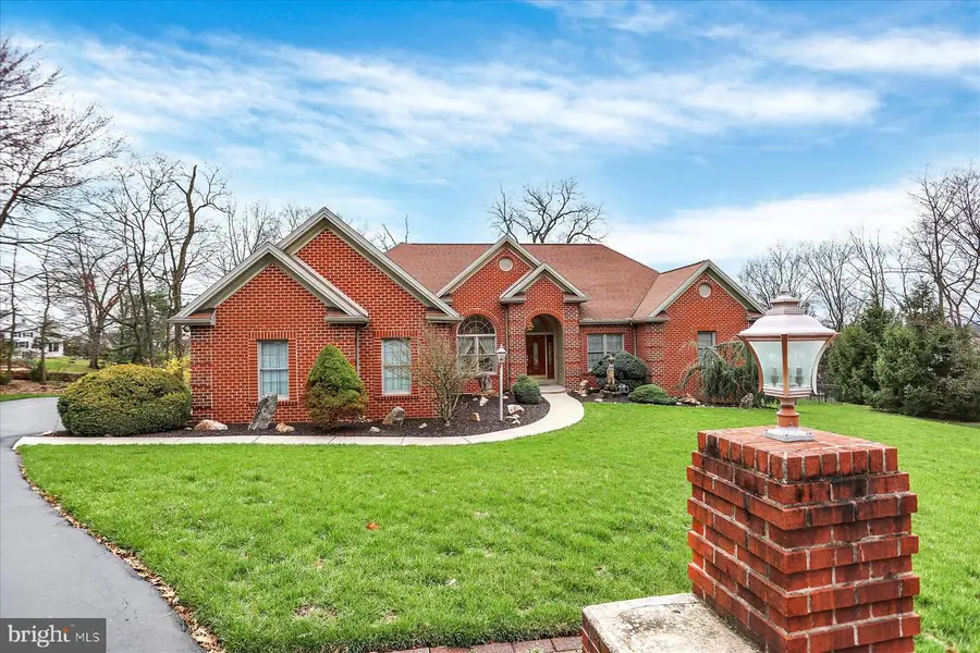 4755 Maple Shade Dr, Harrisburg, PA 17110 - #2