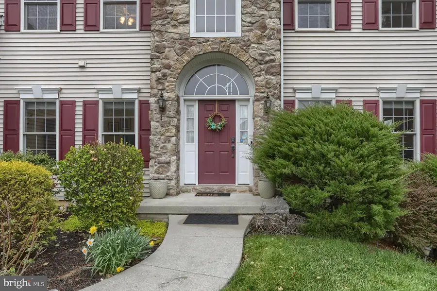 1265 Stone Creek Dr, Hummelstown, PA 17036 - #2