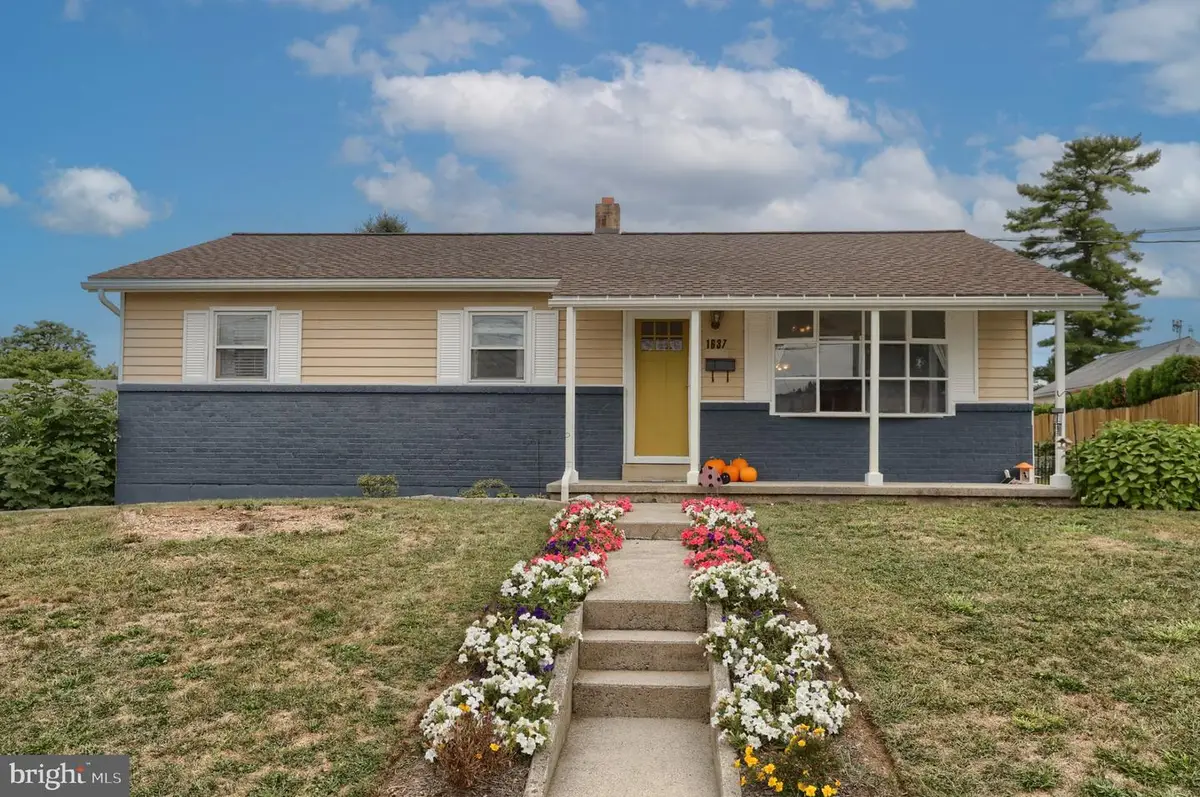 1637 E Caracas Ave, Hershey, PA 17033 - #1