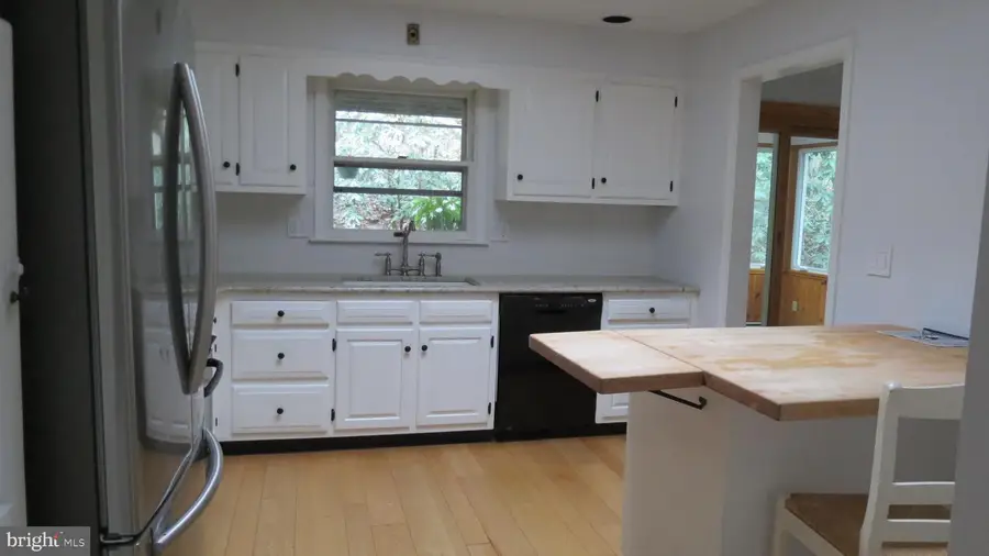 436 Laurel Dr, Hershey, PA 17033 - #2