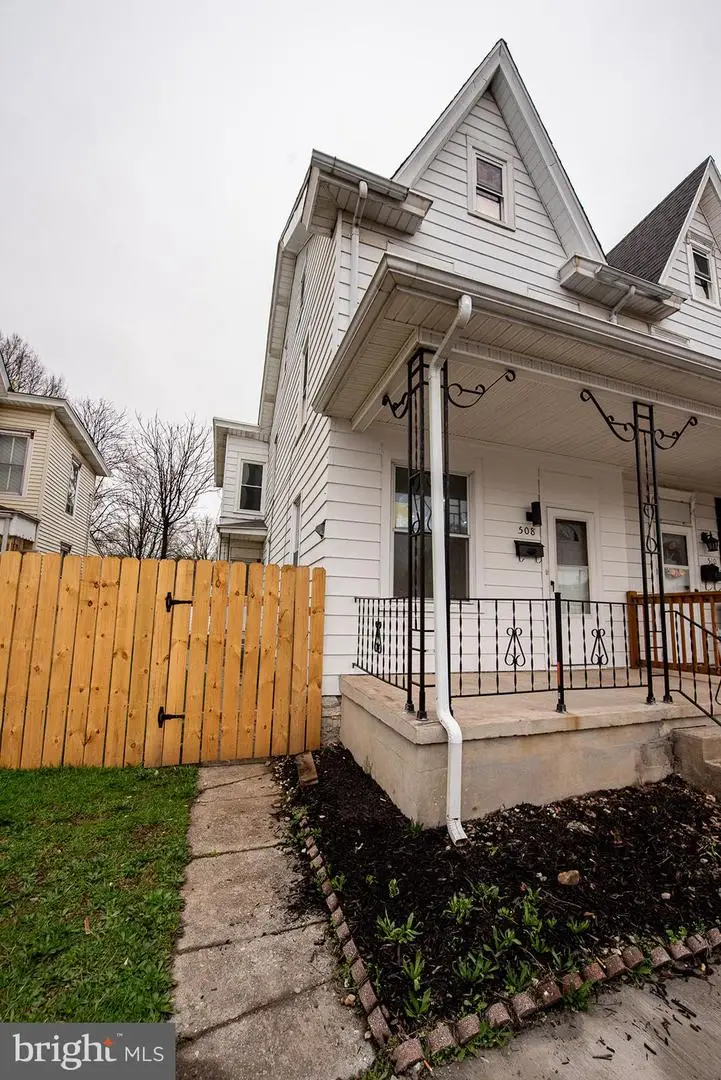 508 Eshelman St, Highspire, PA 17034 - #3