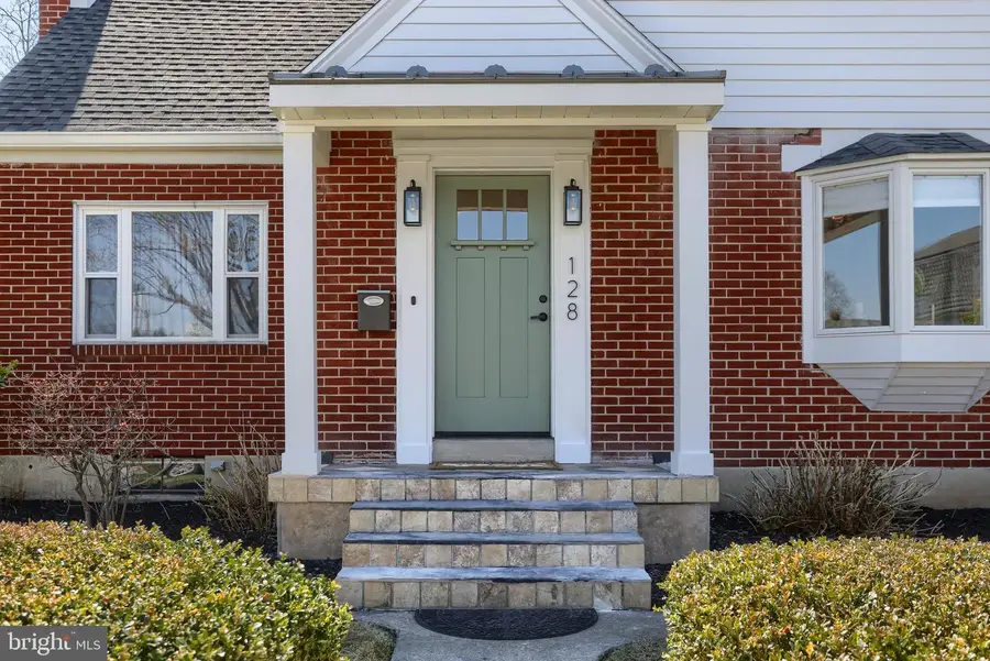 128 W Areba Ave, Hershey, PA 17033 - #3