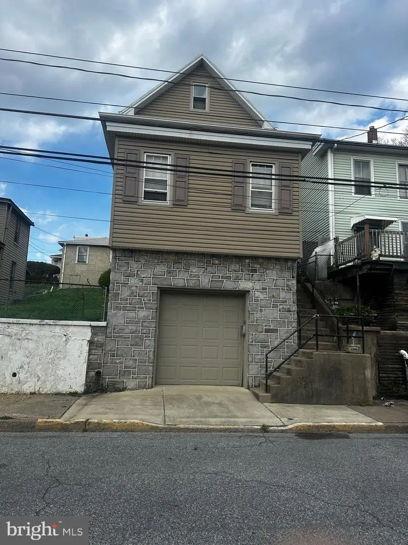 549 N 2nd St, Steelton, PA 17113 - #2