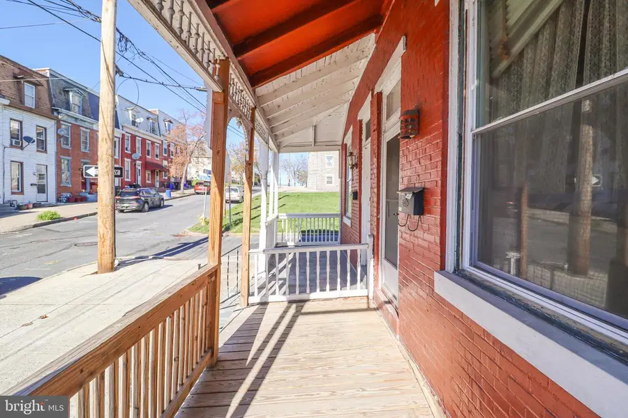 427 Muench St, Harrisburg, PA 17102 - #3