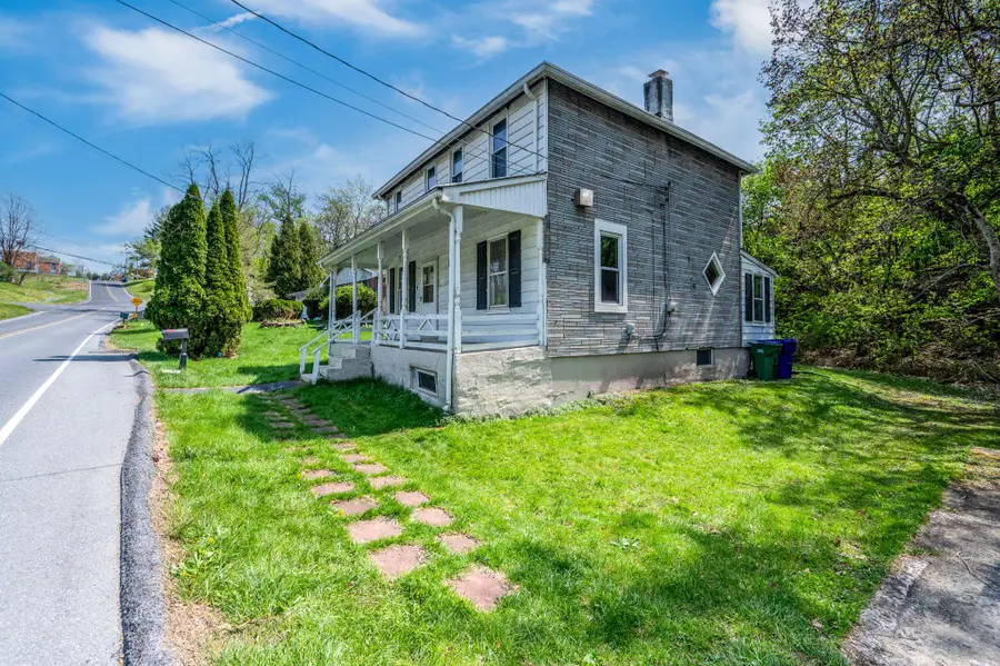 2023 Locust Ln, Harrisburg, PA 17109 - #3