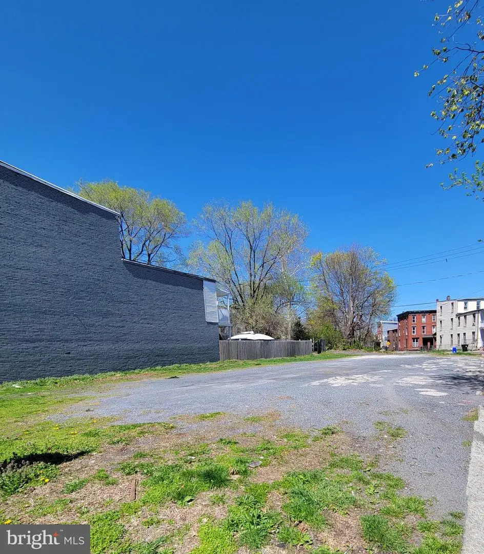 1154 & 1156 Derry St, Harrisburg, PA 17104 - #1