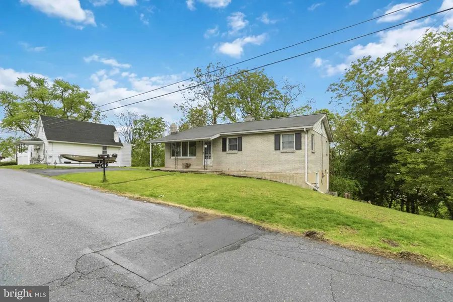 739 6th St, Harrisburg, PA 17113 - #2