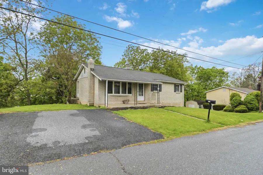 739 6th St, Harrisburg, PA 17113 - #3