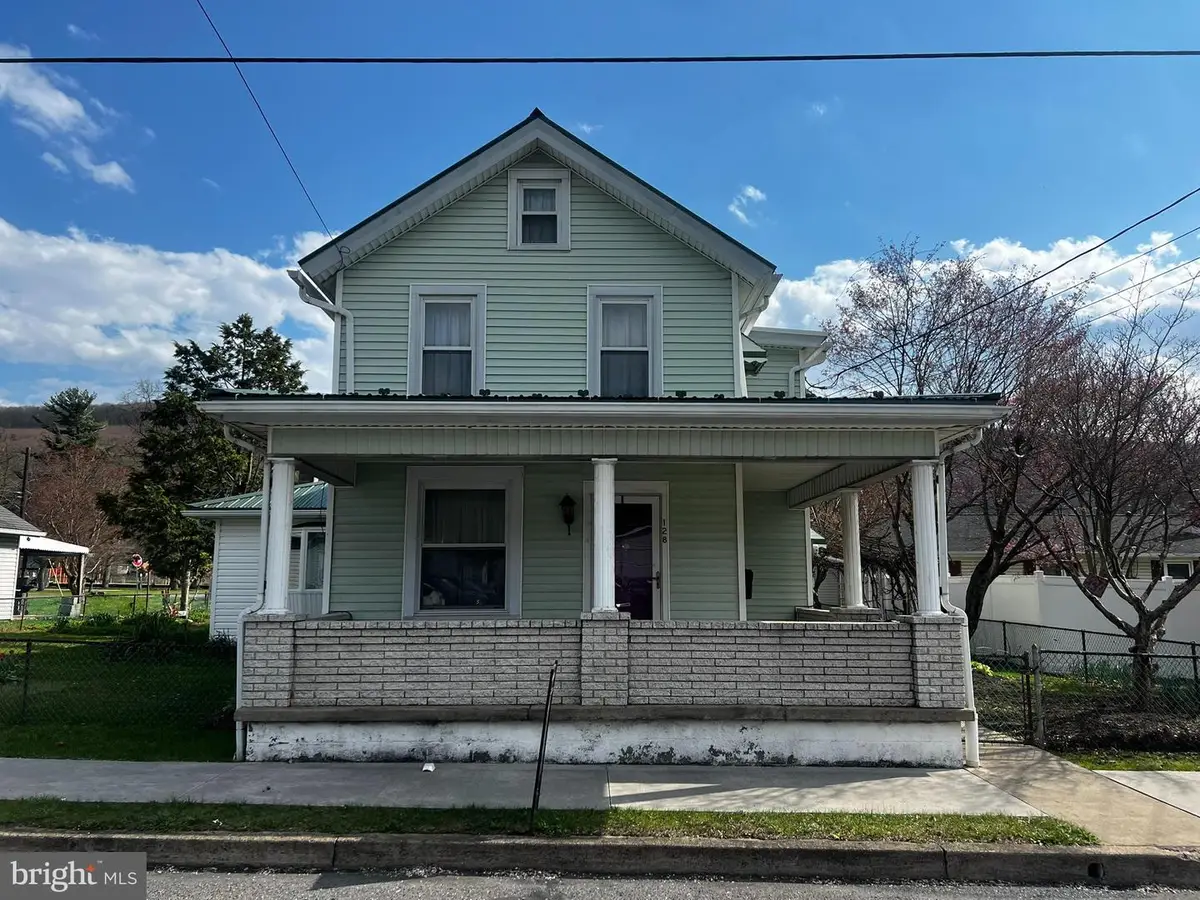 128 Main St, Lykens, PA 17048 - #1