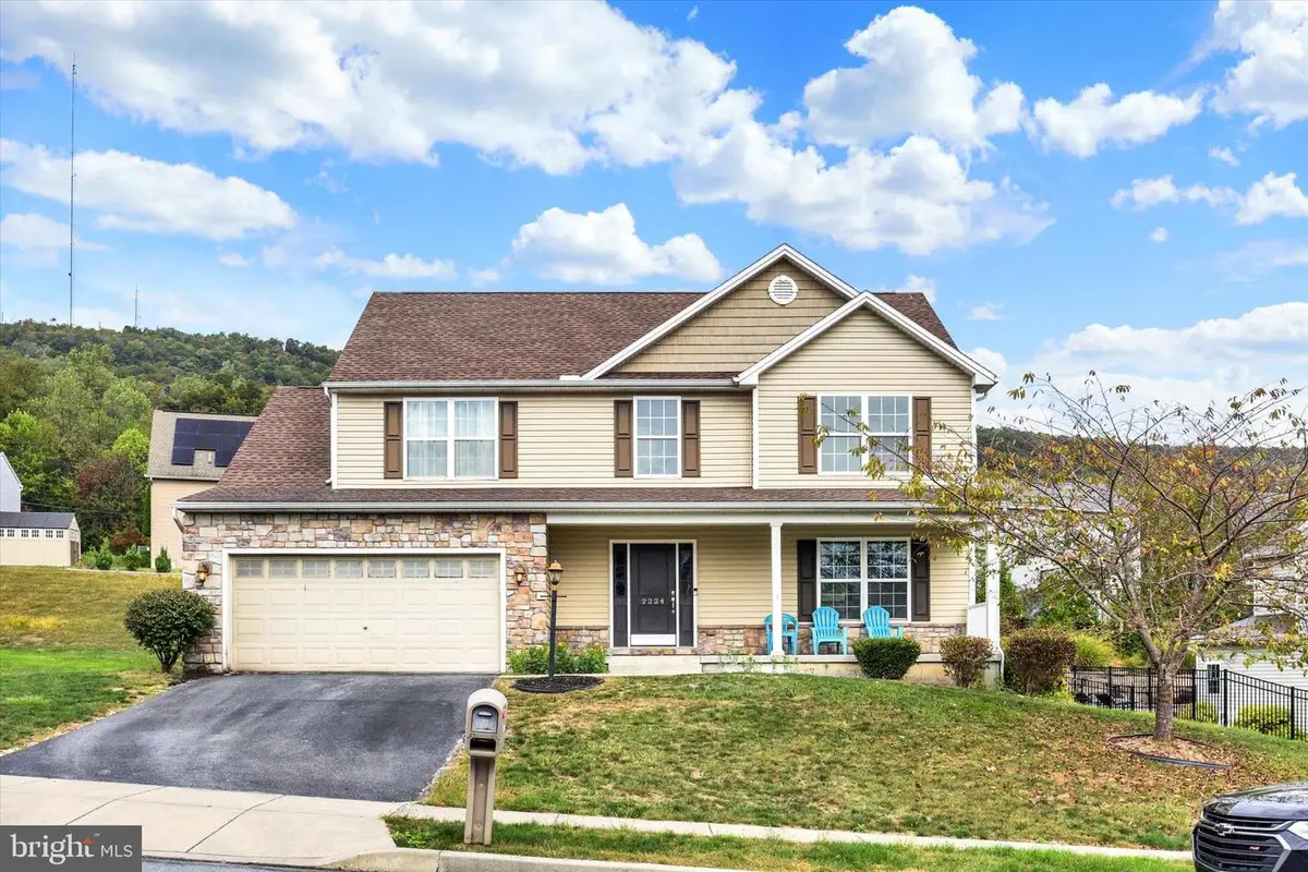 2224 Northview Ln, Harrisburg, PA 17110 - #1